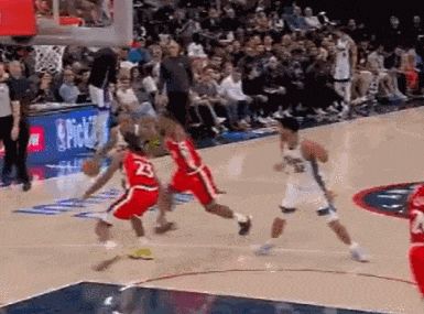 德罗赞两度击伤伦纳德 快船爆冷负国王创队史纪