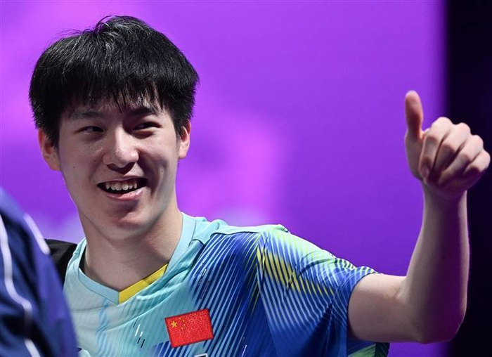 国乒三将出战澳门世界杯18决赛 王楚钦陈幸同迎