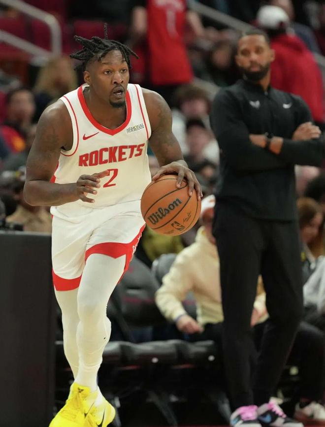 火箭弃用芬尼史密斯 连续四场未上场引担忧