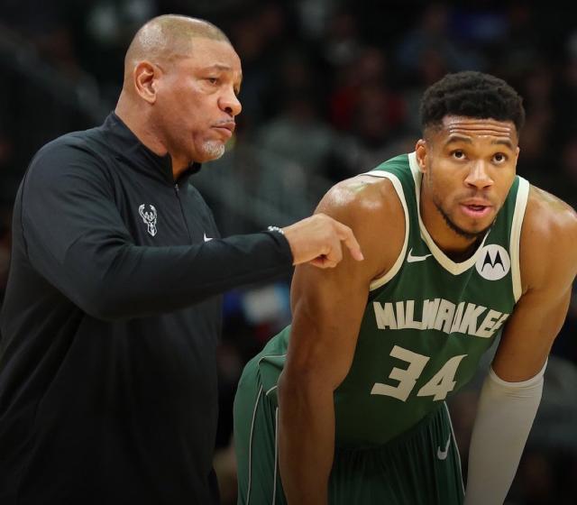 道格·里弗斯确认入选名人堂或考虑退役引热议